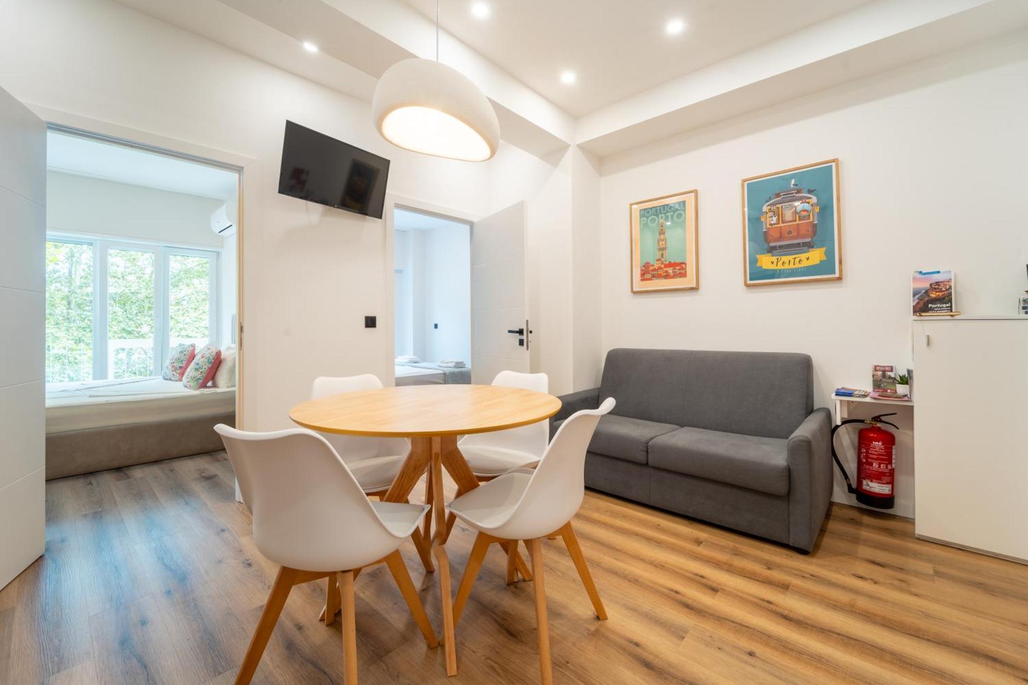 Casa Flores - 2 Bedroom, Lift, Ac, Car Parking - Extra Porto Ngoại thất bức ảnh